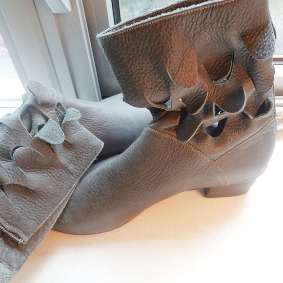 Blue Leather Short Boots Size 40 - Picture 2 of 2